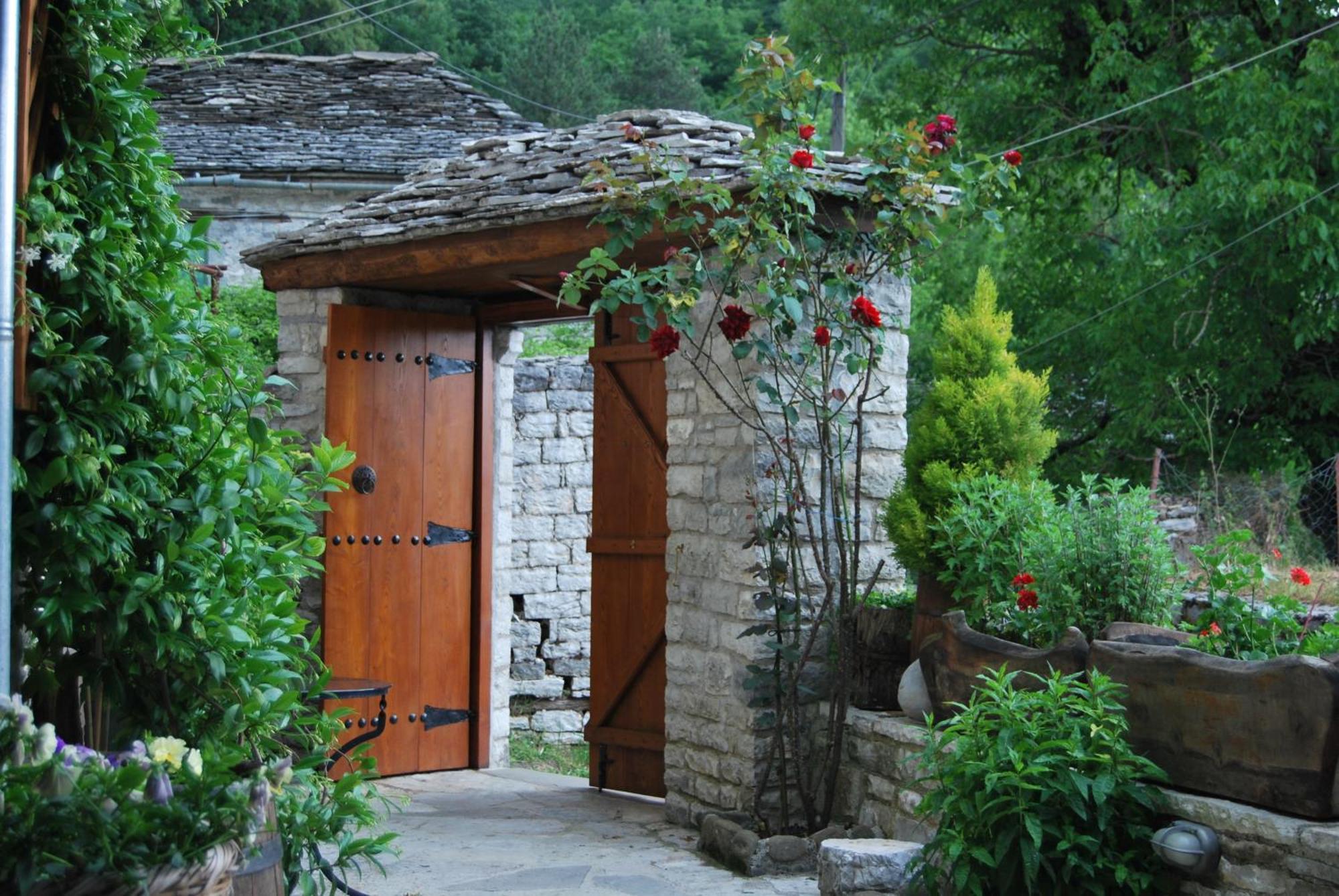 Tritoxo Guesthouse Koukkoúlion المظهر الخارجي الصورة